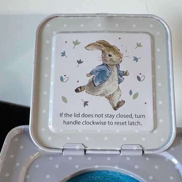 Peter Rabbit Toy (Pop-up toy) by Kids Preferred - Picture 6 of 8